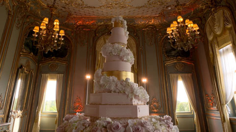 GC Couture Luxury Wedding Cake At Cliveden House